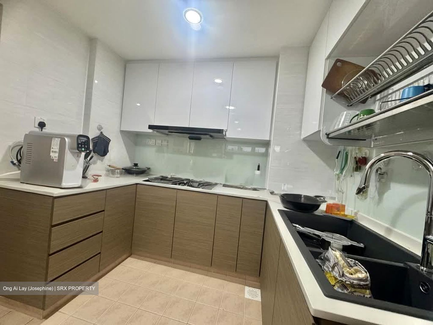 Tropical Spring (D18), Condominium #589745211